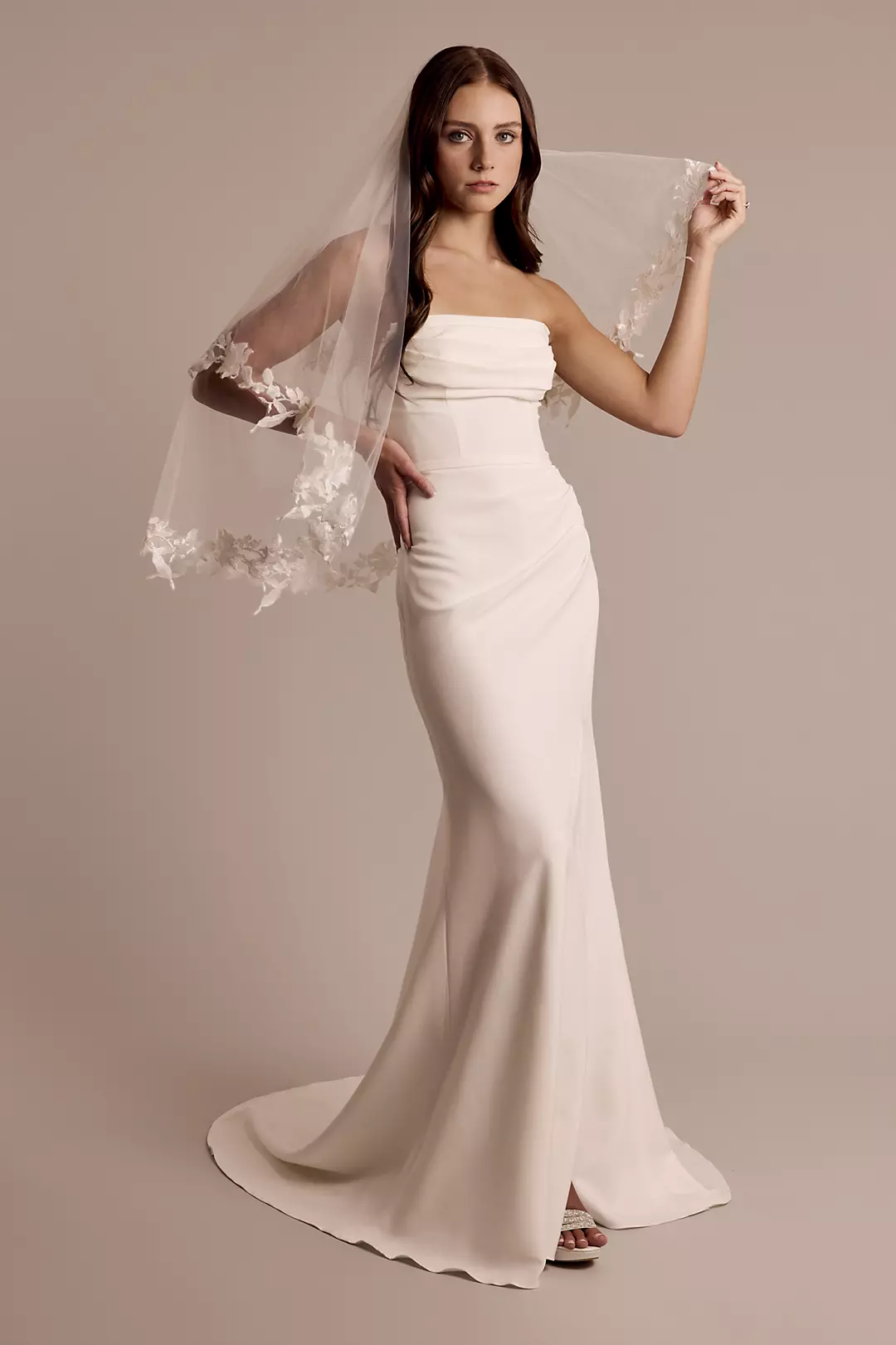Two-Tier Leafy Lace Edge Mid-Length Veil - Image 55